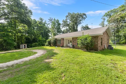 Exterior - 2 Turner Loop, New Augusta, MS 39462 photo 1 of 11