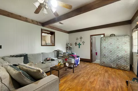 Living - 2 Turner Loop, New Augusta, MS 39462 photo 1 of 2