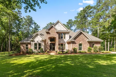 44 Marshal Pl, Petal, MS 39465