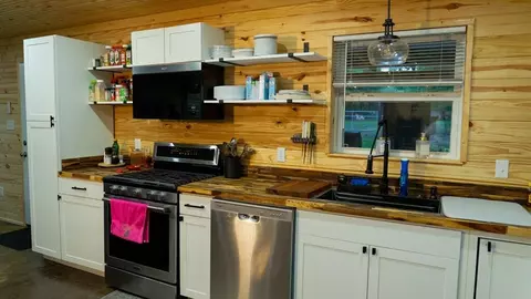Kitchen - 132 Horse Rnch # B, Lucedale, MS 39452 photo 6 of 9