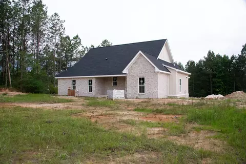 Exterior - 32 Redmont Dr, Sumrall, MS 39482 photo 2 of 3