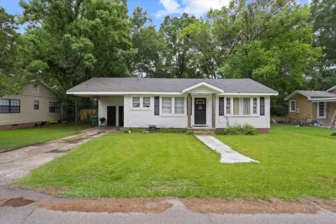 Exterior - 205 E 4th Ave, Petal, MS 39465 photo 2 of 5