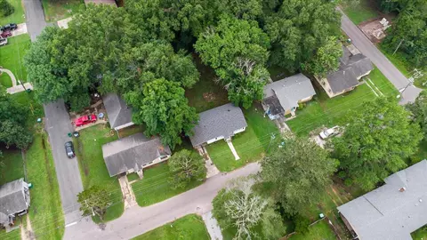 View/Area - 205 E 4th Ave, Petal, MS 39465 photo 2 of 3