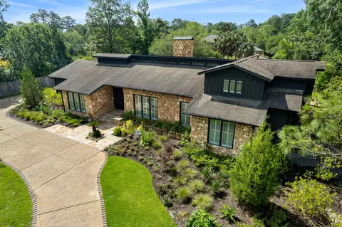 106 Bedford Rd, Hattiesburg, MS 39402