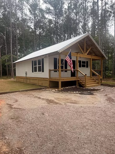 1167 Centerville, Soso, MS 39480