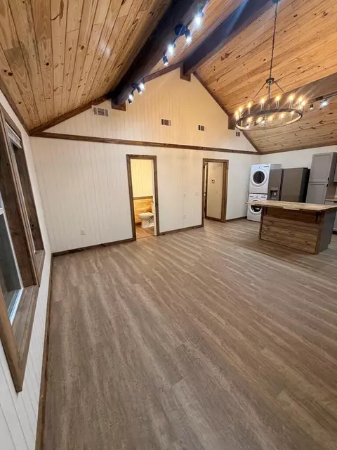 Entry Way - 1167 Centerville, Soso, MS 39480 photo 2 of 4