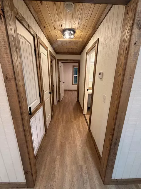 Entry Way - 1167 Centerville, Soso, MS 39480 photo 3 of 4