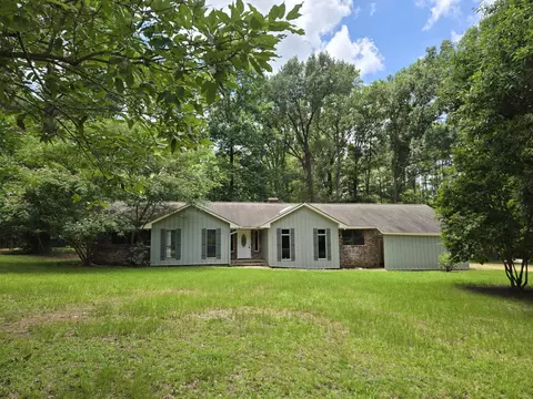 1625 Mississippi 42, Sumrall, MS 39482