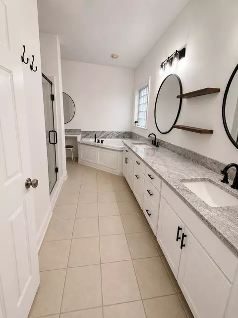 Bath - 741 Scruggs, Sumrall, MS 39482 photo 1 of 3
