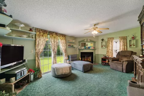 238 Walker Hl, Sumrall, MS 39482 photo 17