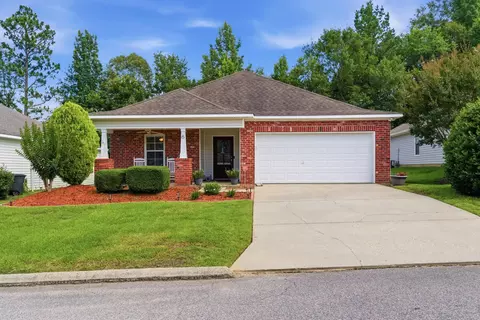 6 Clear Springs Ct, Hattiesburg, MS 39402