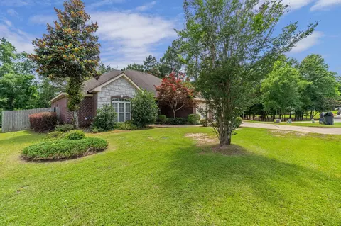 105 Morrell Cir, Hattiesburg, MS 39402