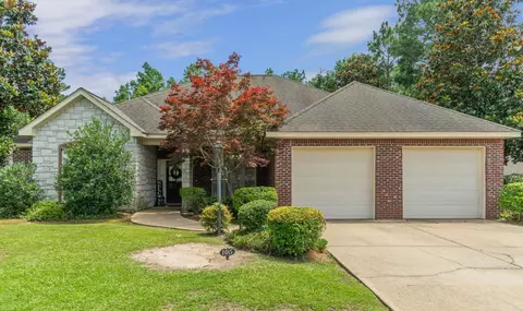 105 Morrell Cir, Hattiesburg, MS 39402