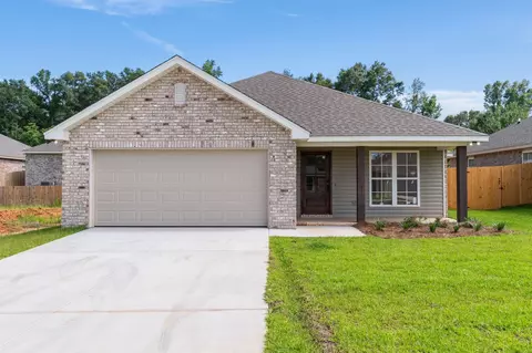 12 Jackson Square Dr, Hattiesburg, MS 39402