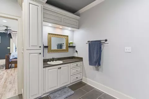 Bath - 123 Higgins, Sumrall, MS 39482 photo 5 of 16