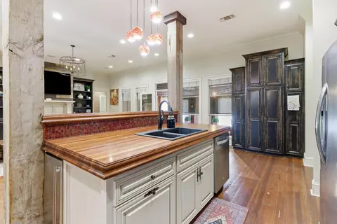 Kitchen - 123 Higgins, Sumrall, MS 39482 photo 6 of 8