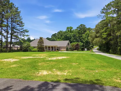 Exterior - 123 Higgins, Sumrall, MS 39482 photo 25 of 31