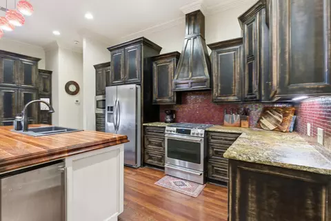 Kitchen - 123 Higgins, Sumrall, MS 39482 photo 1 of 8