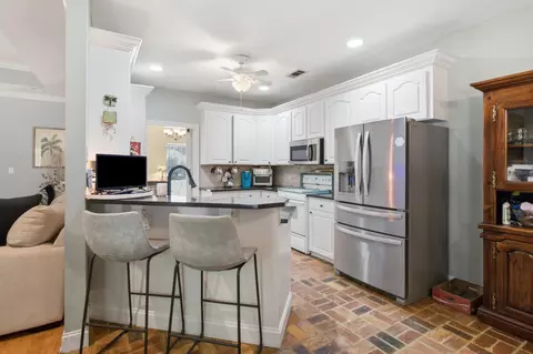 Kitchen - 103 Windridge Ln, Purvis, MS 39475 photo 2 of 2