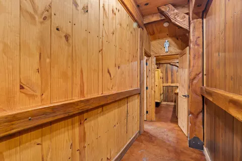 Entry Way - 115 N Slade Rd, Sumrall, MS 39482 photo 4 of 6