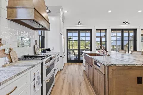 Kitchen - 5 Spinnerbait, Lumberton, MS 39455 photo 1 of 8