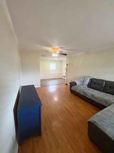 Living - 102 Circle Dr, Sumrall, MS 39482 photo 2 of 2
