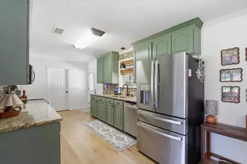 Kitchen - 1106 4th Se St, Magee, MS 39111 photo 1 of 4
