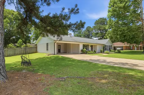 Exterior - 1106 4th Se St, Magee, MS 39111 photo 3 of 15