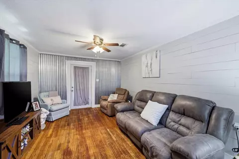 Living - 205 3rd St, Mendenhall, MS 39114 photo 1 of 1