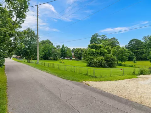 102 Ruby Palmer St, Purvis, MS 39475 photo 2