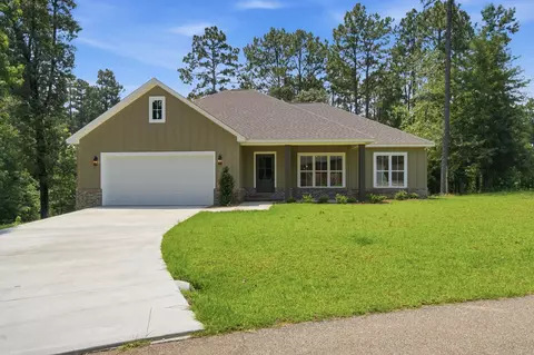 7 St Augustine Ave, Hattiesburg, MS 39402