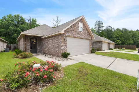 31 Riviera Dr, Hattiesburg, MS 39402