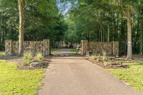 2501 Old Richton Rd, Petal, MS 39465