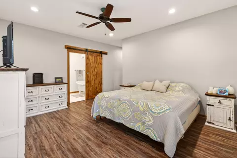 Bedroom - 95 Gravel Pit, Sandy Hook, MS 39478 photo 2 of 7