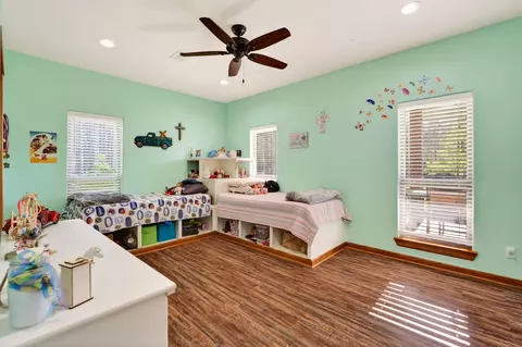 Bedroom - 95 Gravel Pit, Sandy Hook, MS 39478 photo 3 of 7
