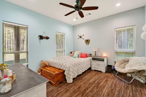 Bedroom - 95 Gravel Pit, Sandy Hook, MS 39478 photo 7 of 7