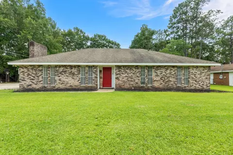 113 Tanglewood Dr, Hattiesburg, MS 39402