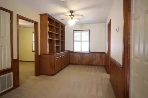 Living - 2 Heritage Trl, Laurel, MS 39440 photo 4 of 4
