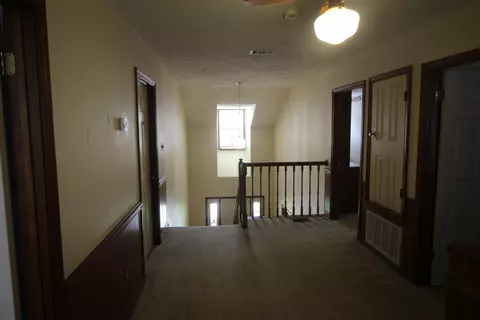Entry Way - 2 Heritage Trl, Laurel, MS 39440 photo 2 of 2