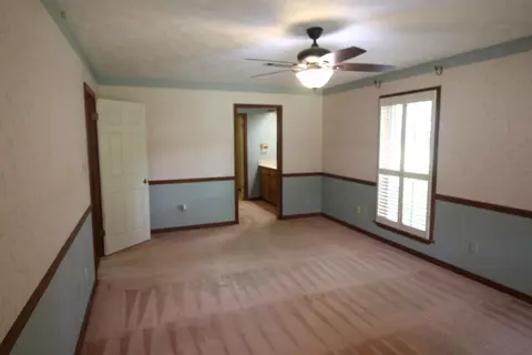Bedroom - 2 Heritage Trl, Laurel, MS 39440 photo 1 of 6