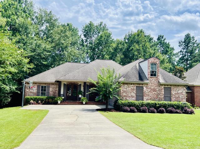 15 W Donnington, Hattiesburg, MS 39402