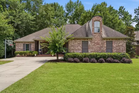 15 W Donnington, Hattiesburg, MS 39402