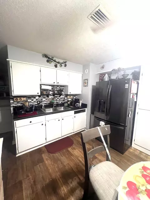 Kitchen - 862 Improve, Sumrall, MS 39482 photo 2 of 3