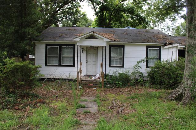 804 Lafayette St, Prentiss, MS 39474
