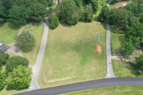 5 George Holloway, Laurel, MS 39443