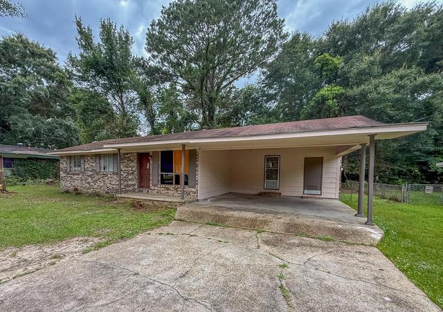 205 Elizabeth Ave, Petal, MS 39465
