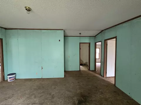 Living - 2 Cochran Rd, Richton, MS 39476 photo 4 of 4