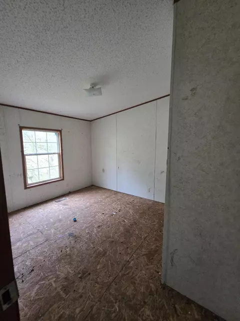 Bedroom - 2 Cochran Rd, Richton, MS 39476 photo 2 of 5