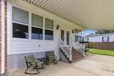 404 Oakbrook Cir, Mccomb, MS 39648 photo 31