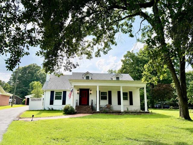 1640 Old Bay Spgs, Laurel, MS 39440